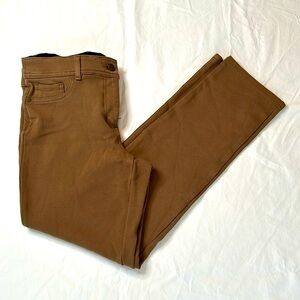 Brown style and co. Stretchy pants These have an elastic style waistband. Size 8